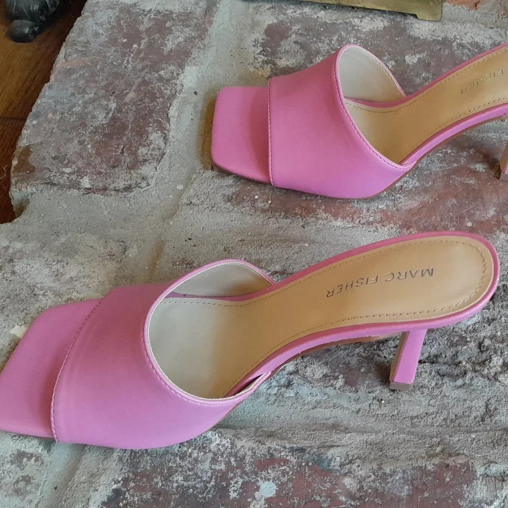 Marc Fisher Danria Med. Pink Sandal - Picture 6 of 12